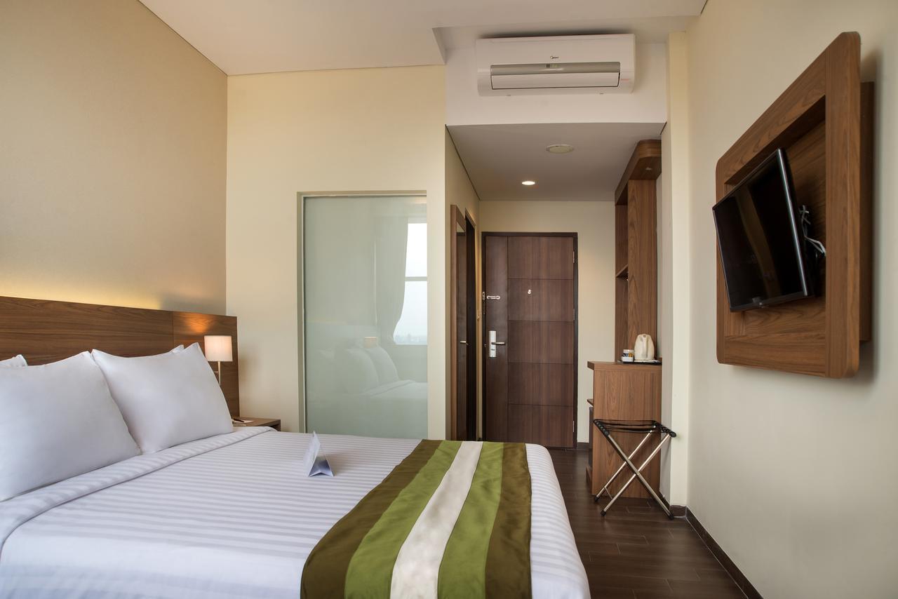 Grand Whiz Poins Simatupang Giacarta Esterno foto